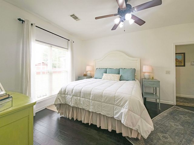 1685 Hosta, Conway, AR 72034