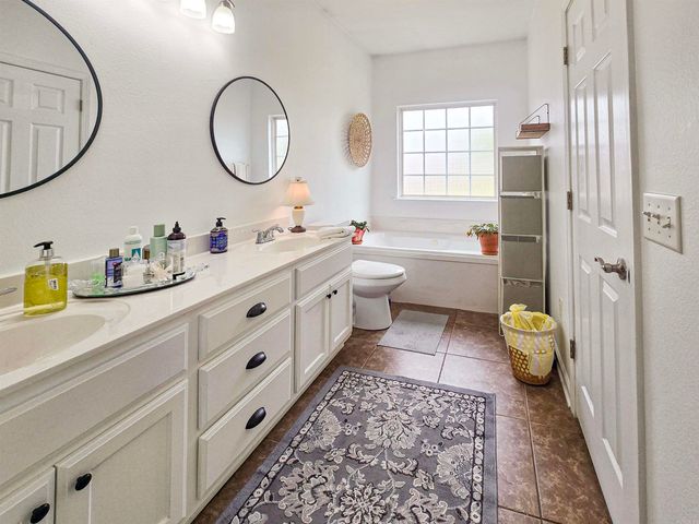 1685 Hosta, Conway, AR 72034