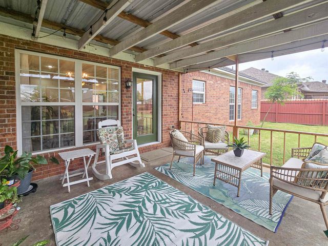 1685 Hosta, Conway, AR 72034