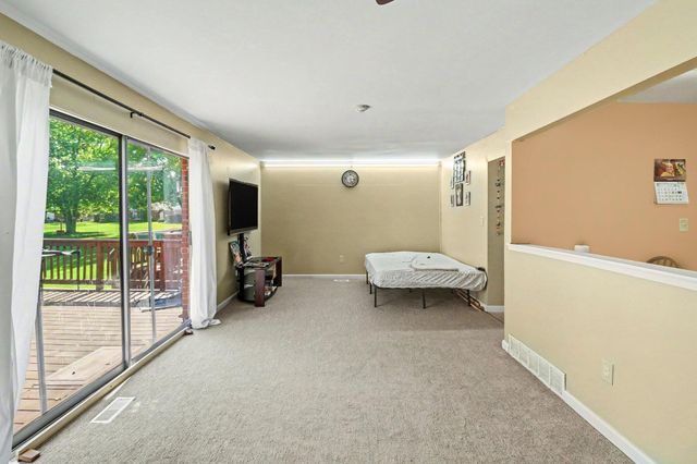 2041 W Franklin Drive, Canton, MI 48187