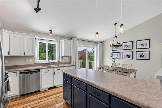 3629 Turning Leaf Drive, Madison, WI 53719