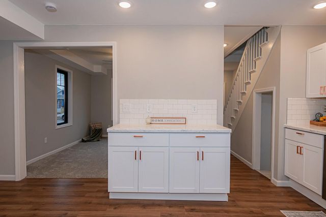 602 8th Street E, Winona, MN 55987