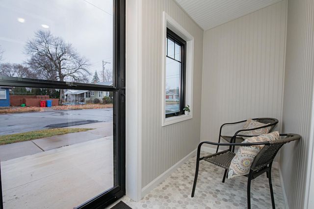 602 8th Street E, Winona, MN 55987