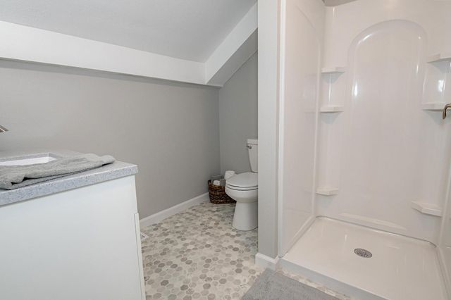 602 8th Street E, Winona, MN 55987