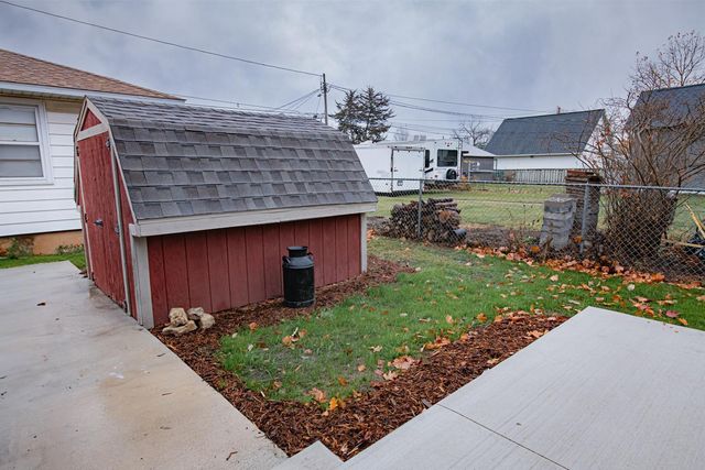 602 8th Street E, Winona, MN 55987