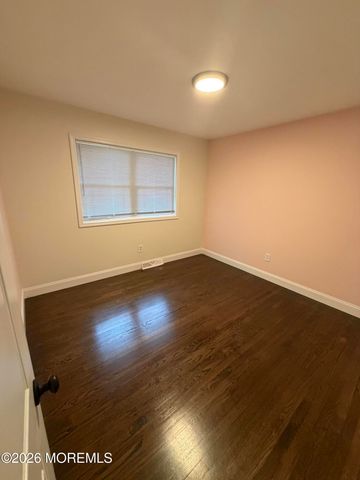 813 Bay Avenue, Toms River, NJ 08753