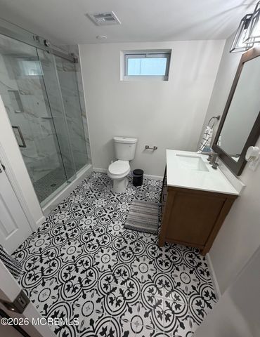813 Bay Avenue, Toms River, NJ 08753