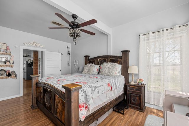 656 County Road 1301, Lampasas, TX 76550