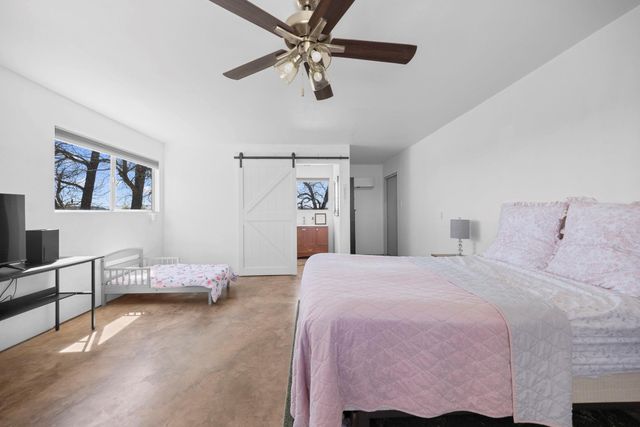 656 County Road 1301, Lampasas, TX 76550