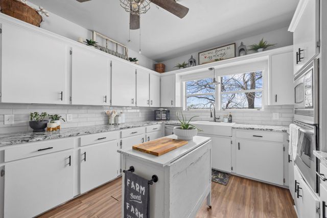 656 County Road 1301, Lampasas, TX 76550