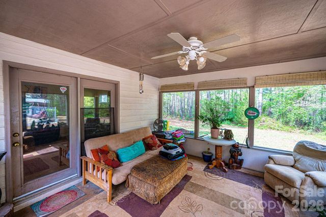 70 Sienna Drive, Hickory, NC 28601