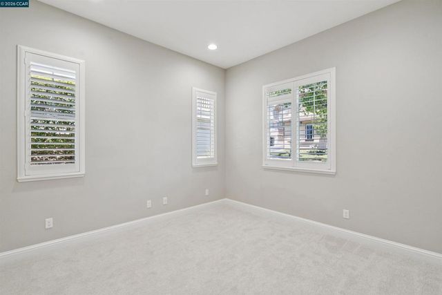 28 Wild Plum Way, Orinda, CA 94563