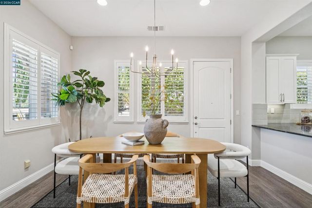 28 Wild Plum Way, Orinda, CA 94563