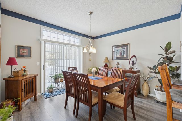 17205 49th Avenue N A, Plymouth, MN 55446