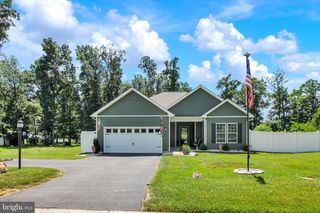 626 LEDGER DR, Hanover, PA 17331