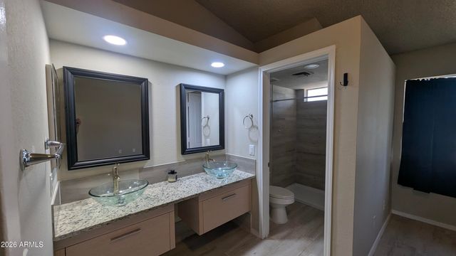 860 N MCQUEEN Road 1073, Chandler, AZ 85225