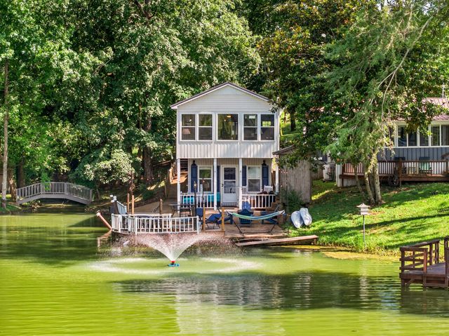 1283 Lake Logan Rd, Ardmore, TN 38449