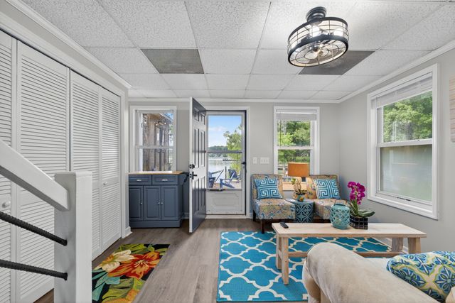 1283 Lake Logan Rd, Ardmore, TN 38449