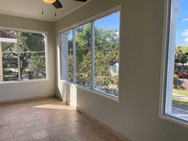 1806 W MORRISON AVENUE 4, Tampa, FL 33606