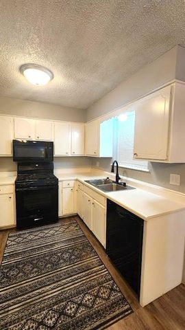 6704 N Meridian Avenue A, Oklahoma City, OK 73116