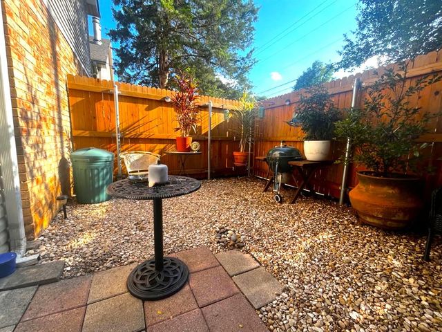 6704 N Meridian Avenue A, Oklahoma City, OK 73116