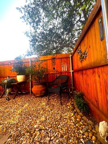 6704 N Meridian Avenue A, Oklahoma City, OK 73116