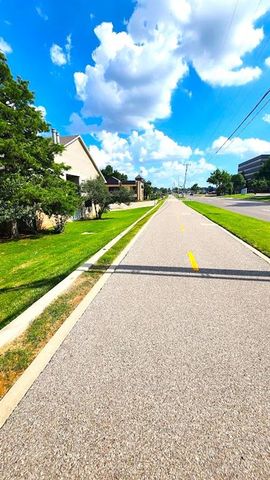 6704 N Meridian Avenue A, Oklahoma City, OK 73116