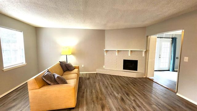 6704 N Meridian Avenue A, Oklahoma City, OK 73116