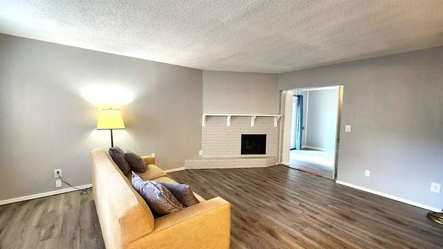 6704 N Meridian Avenue A, Oklahoma City, OK 73116