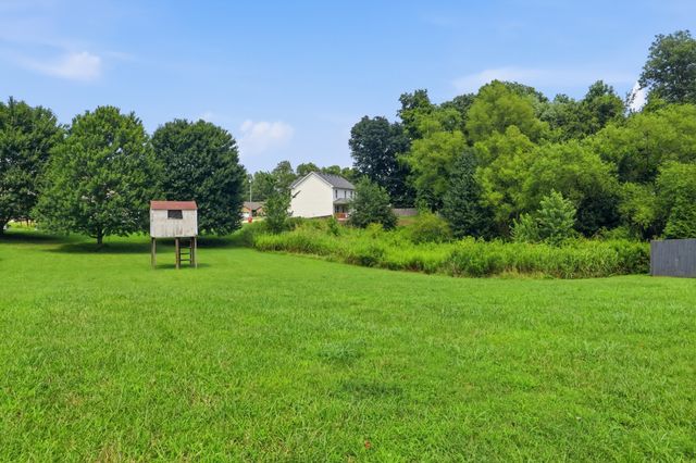 1295 Keech Dr, Clarksville, TN 37042