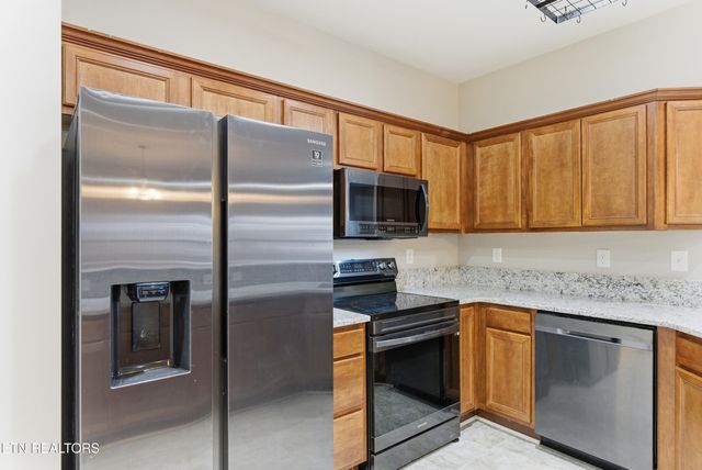 132 Hardinberry St, Oak Ridge, TN 37830