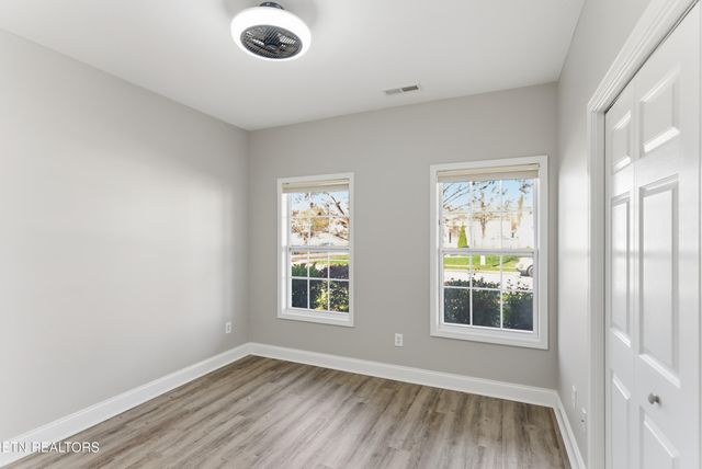 132 Hardinberry St, Oak Ridge, TN 37830