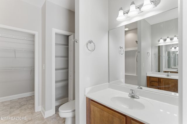 132 Hardinberry St, Oak Ridge, TN 37830