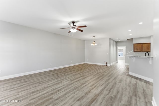 132 Hardinberry St, Oak Ridge, TN 37830