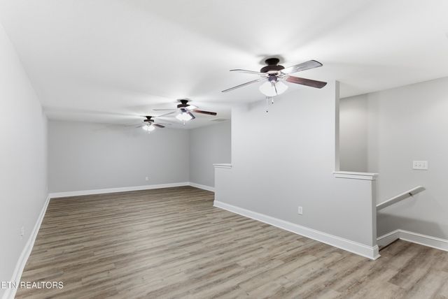 132 Hardinberry St, Oak Ridge, TN 37830