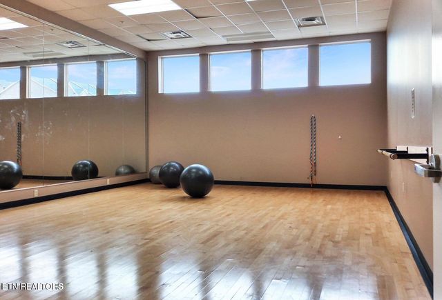 132 Hardinberry St, Oak Ridge, TN 37830