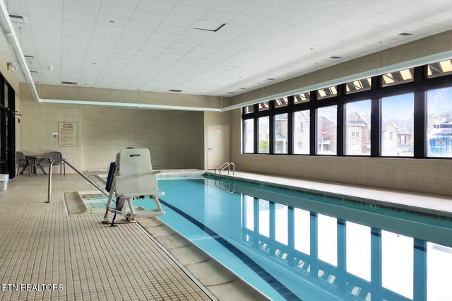 132 Hardinberry St, Oak Ridge, TN 37830