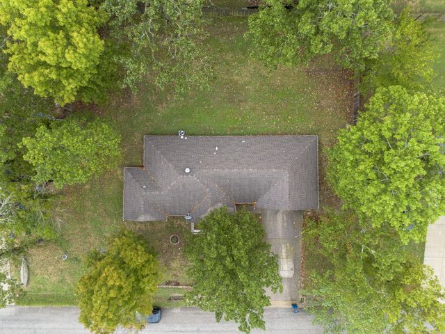 140 Apostle Drive, Reeds Spring, MO 65737