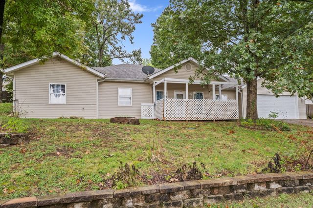 140 Apostle Drive, Reeds Spring, MO 65737