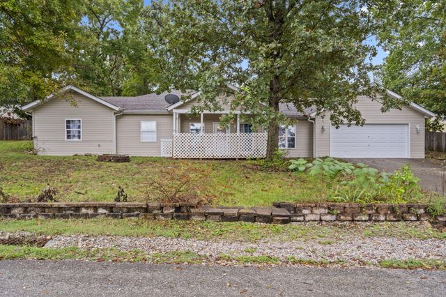 140 Apostle Drive, Reeds Spring, MO 65737