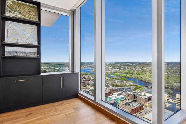 255 Hennepin Avenue 3303, Minneapolis, MN 55408
