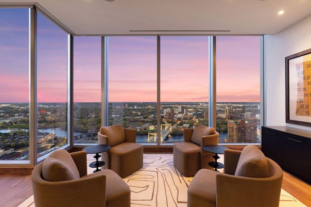 255 Hennepin Avenue 3303, Minneapolis, MN 55408