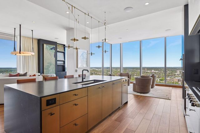 255 Hennepin Avenue 3303, Minneapolis, MN 55408