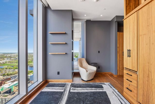 255 Hennepin Avenue 3303, Minneapolis, MN 55408