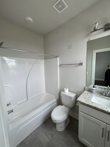 792 Cottage Park Dr, Nashville, TN 37207