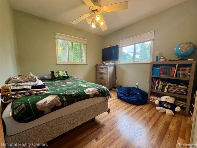 5611 Blackmoor Street, Commerce Twp, MI 48382