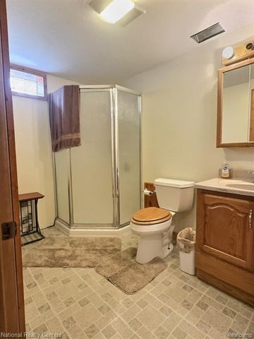 5611 Blackmoor Street, Commerce Twp, MI 48382