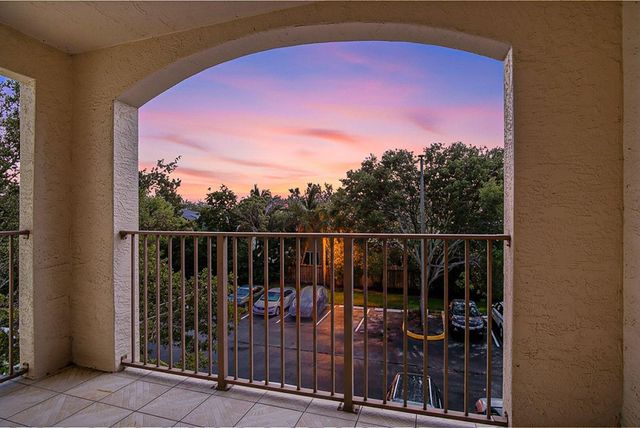 4041 San Marino Boulevard 307, West Palm Beach, FL 33409