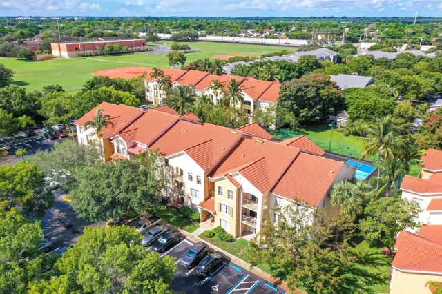 4041 San Marino Boulevard 307, West Palm Beach, FL 33409