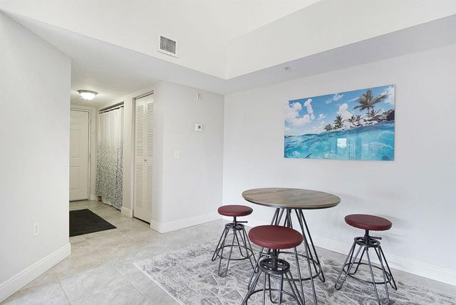 4041 San Marino Boulevard 307, West Palm Beach, FL 33409